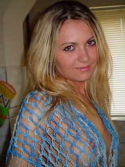 cute blonde party student shows off in teasing homemade pics