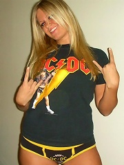 cmu girl gets hot on camera pics and videos