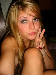 Sweet university girl gets nude in the mirror