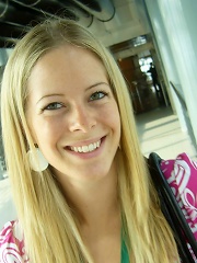 perfect blonde teen so sweet